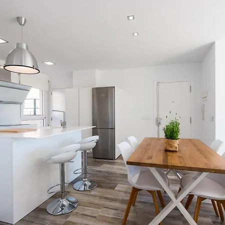 Apartment Roquetes 1B - Plusholidays *